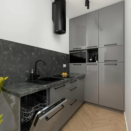 With A View Of The River, Pool And Sauna