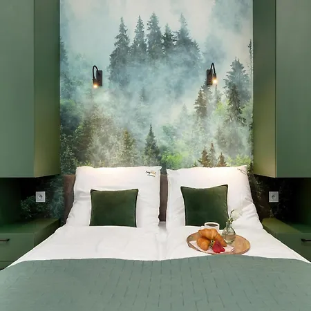 With A View Of The River, Pool And Sauna