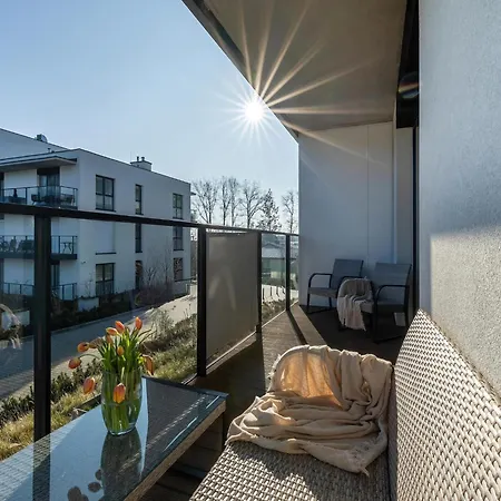 With A View Of The River, Pool And Sauna Apartment *