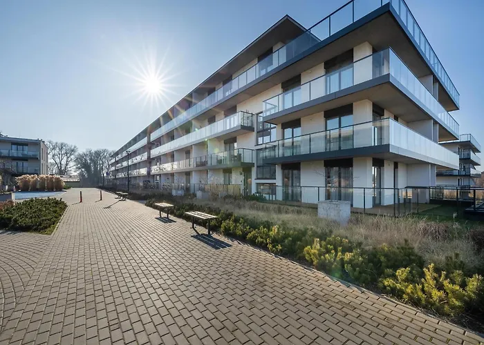 With A View Of The River, Pool And Sauna Dziwnów